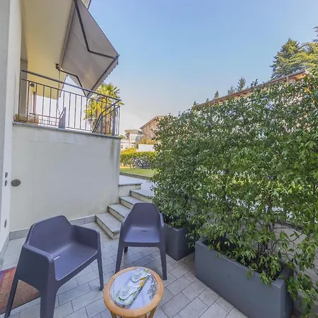 Waterfront Lake Orta Apartment *